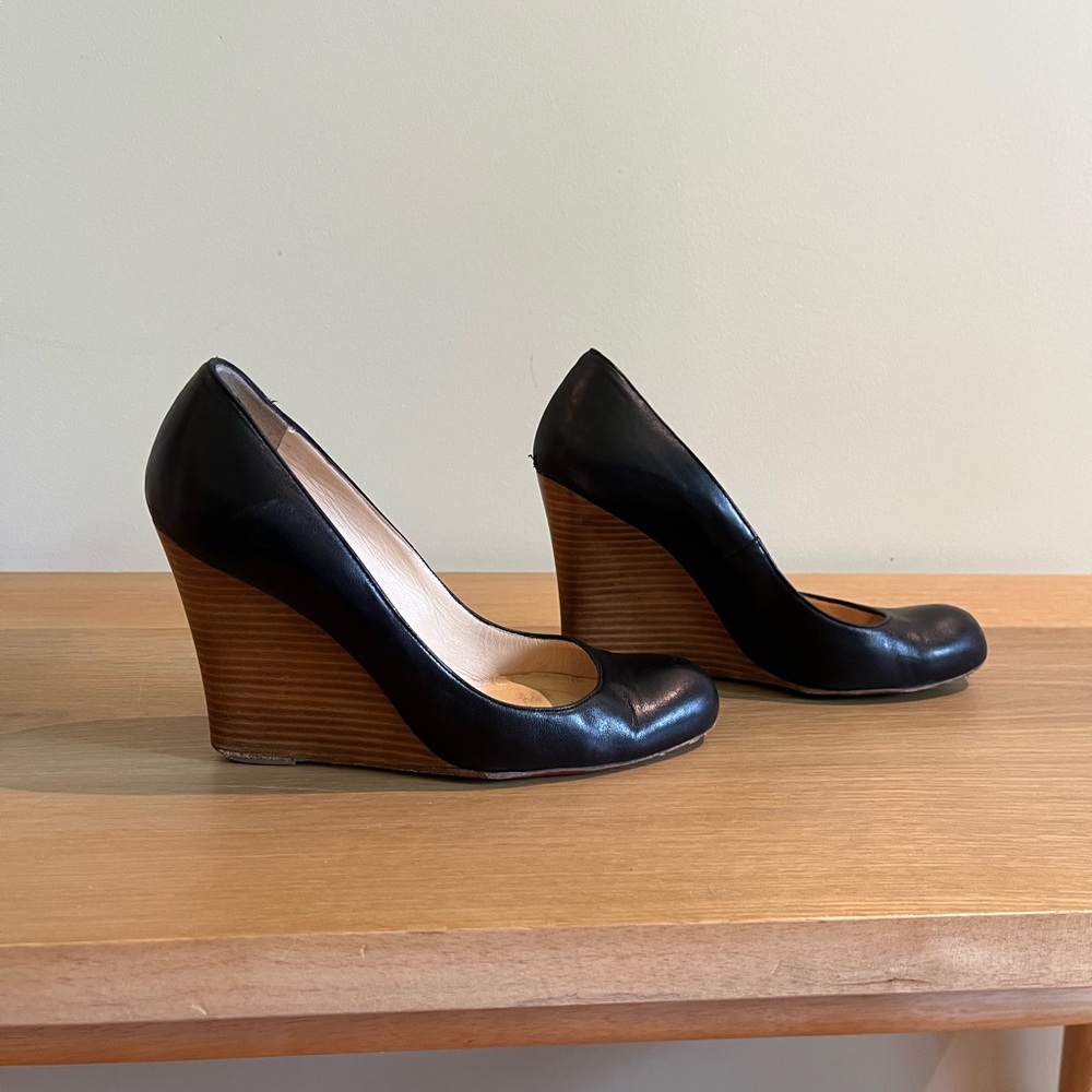 Christian Louboutin Black Leather Wedge Pumps with Brown Wood-Effect Wedge